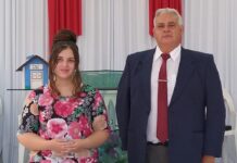JOVEM REGRESSA À COMUNHÃO NA IBC GRAVATAÍ