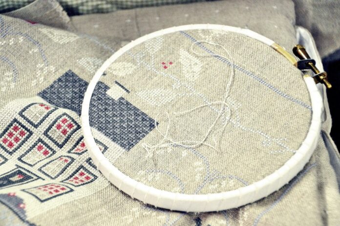 e2727ed4-05e1-47e1-91d2-7c5162fbcc82-g