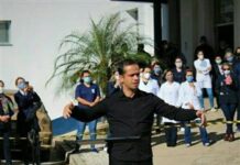 MÚSICOS DA IBC BAGÉ PRESTAM HOMENAGEM AOS PROFISSIONAIS DA SAÚDE