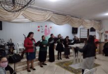 MÃES DOS GUERREIROS DE CRISTO RECEBEM HOMENAGEM NO TEMPLO DA IBC BETEL CAXIAS DO SUL