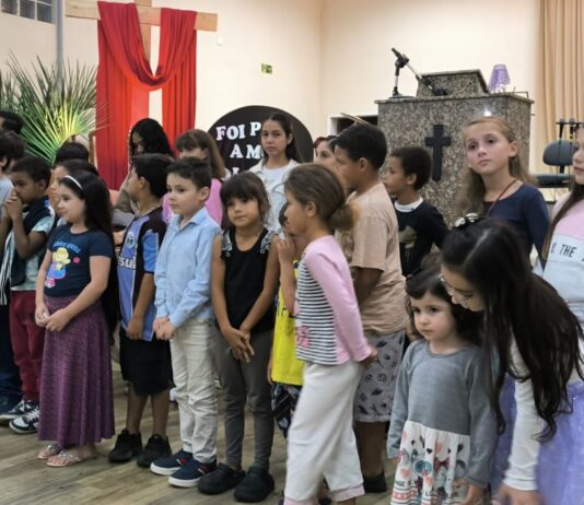 IBC Pelotas realiza Culto de Páscoa.