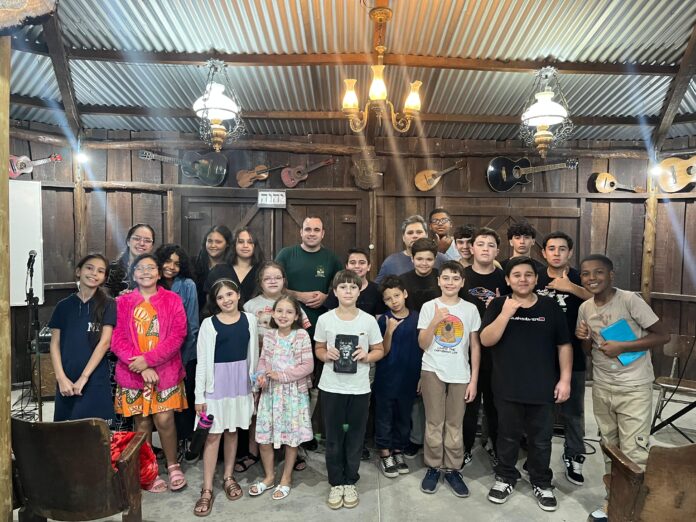 6f355336-51cf-40c4-86e4-8f7fa82a2450