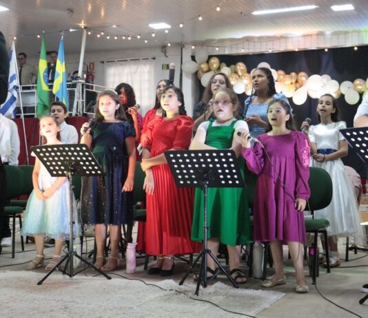 Departamento de Juniores da IBC Bagé celebra 40 anos com culto festivo.
