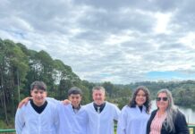 Três vidas testemunham sua fé por meio do batismo nas águas realizado pela Igreja Batista Conservadora Betel de Caxias do Sul.