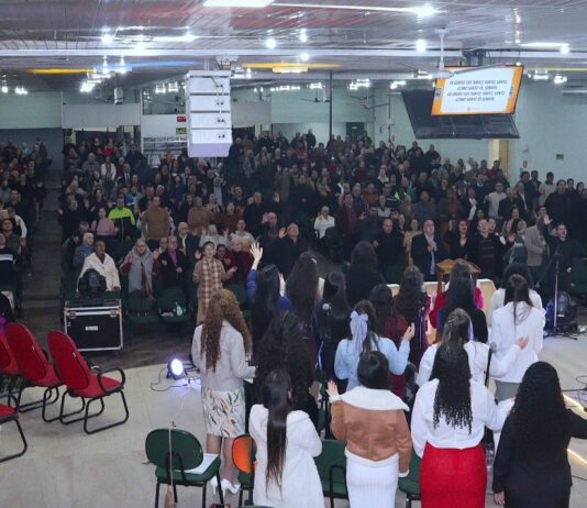 Departamento de Mocidade da IBC Bagé realiza culto especial