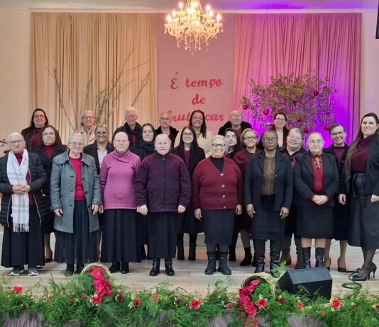 Departamento Feminino da IBC Pelotas realizou programação de aniversário.