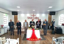 IBC de Balneário Gaivota/SC celebra Santa Ceia com recepção de novos membros.