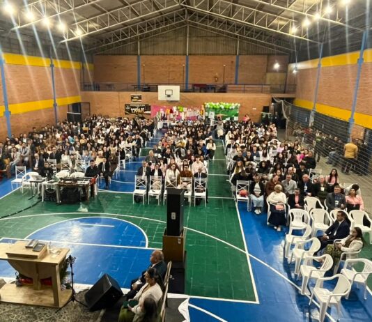 Culto de sábado reúne caravanas e destaca expansão do trabalho missionário da AMASB